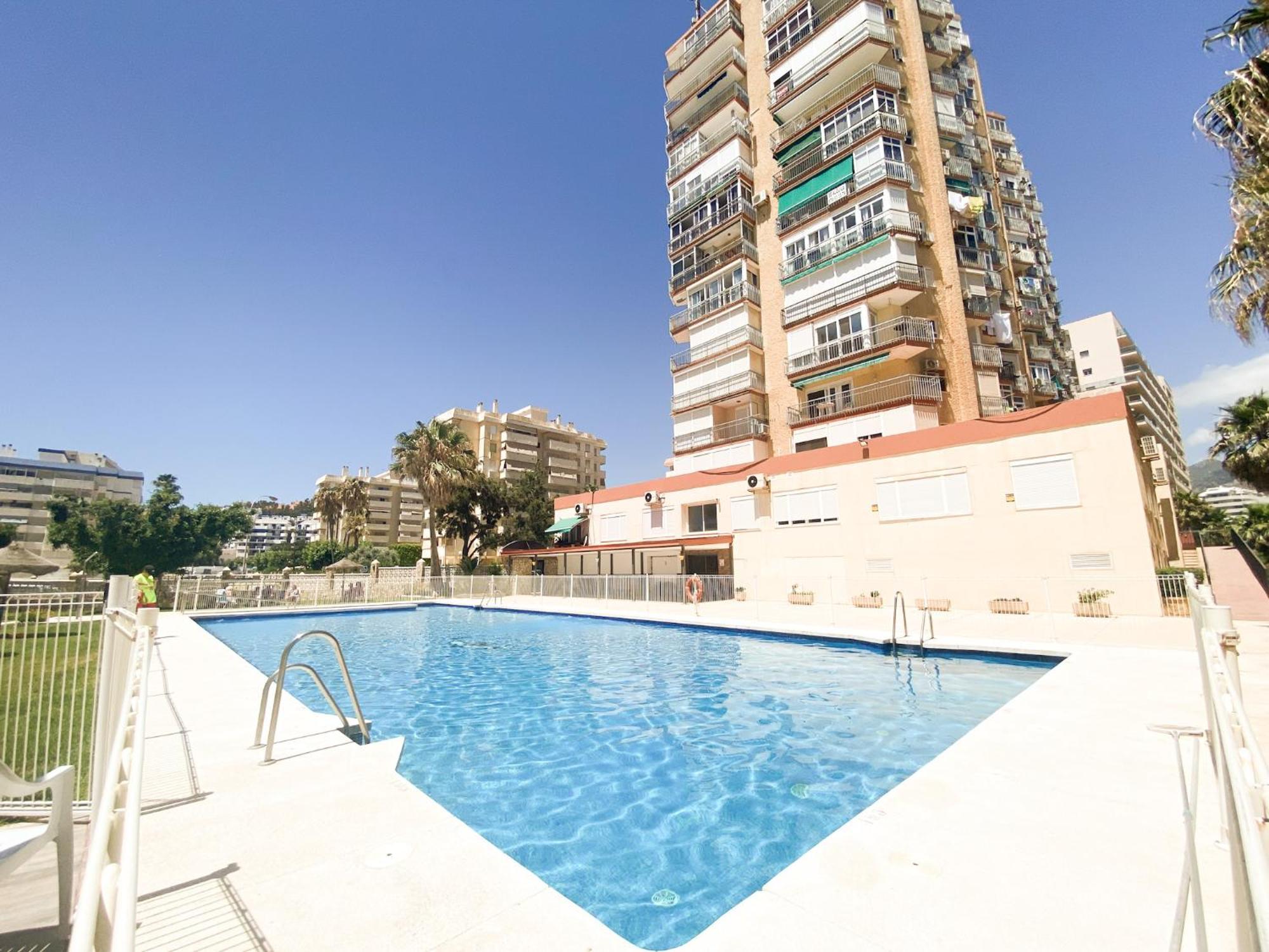 Vistas Al Mar A 1 Min De Playa Con Parkig Gratis Apartment Benalmádena Exterior foto